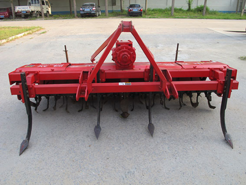 1SZL-200深松整地聯(lián)合作業(yè)機