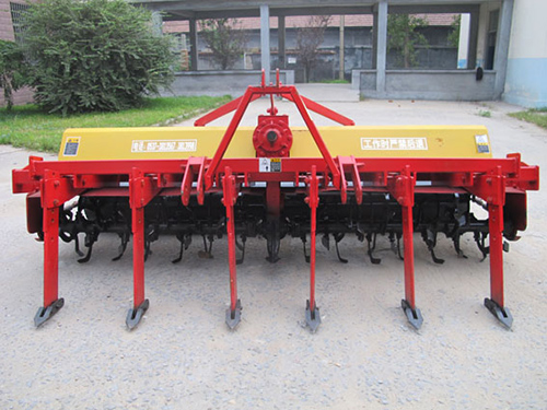 1SZL-310振動深松聯(lián)合整地作業(yè)機