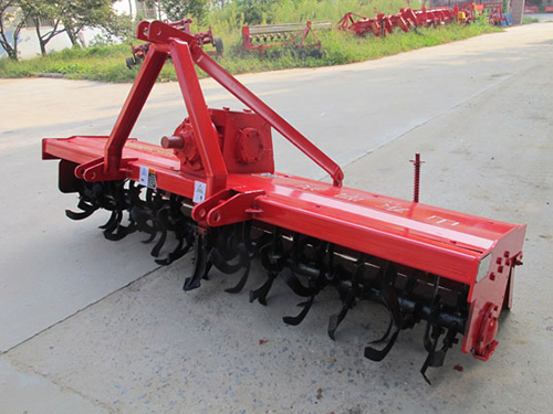 1GQN-200高箱旋耕機(jī).jpg 1GQN-200高箱旋耕機(jī).jpg